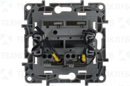 Выключатель Legrand Etika 2-клав. с подсветкой сл.кость