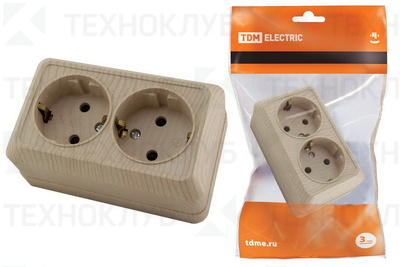 Розетка TDM Ладога 1-я б/з накл. с защ. сосна SQ1801-0053